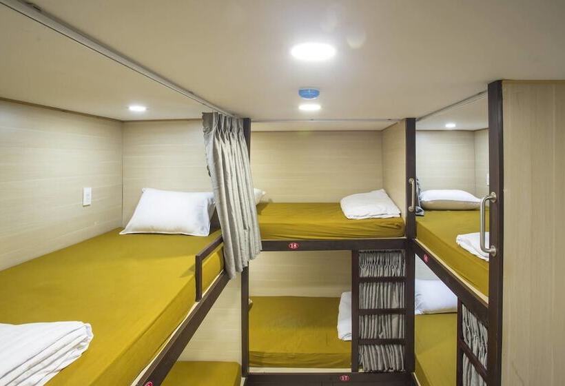 Saigon Marvel Hostel