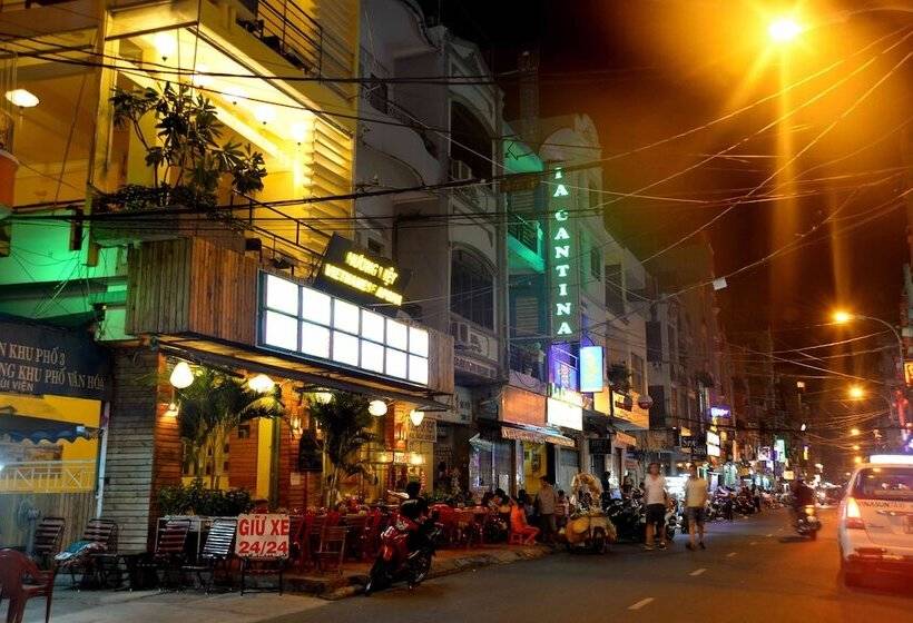 Saigon Marvel Hostel