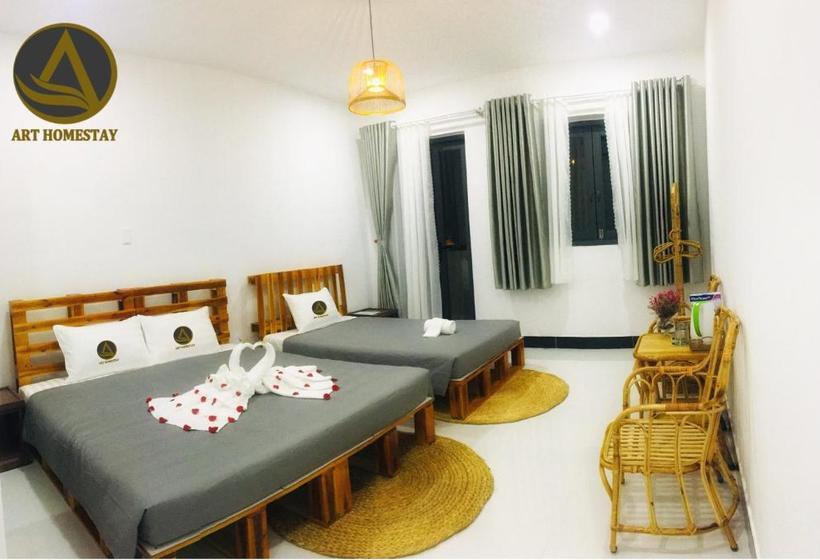 هتل Art Homestay  Hostel