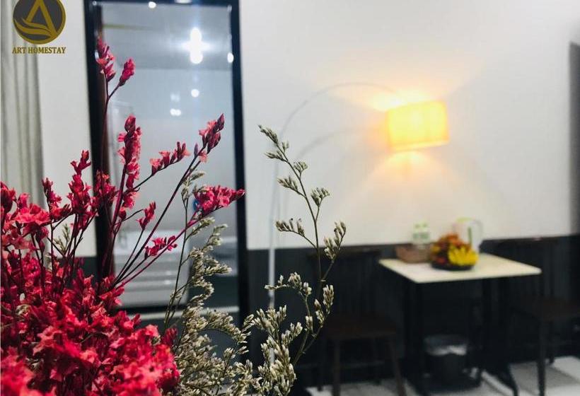 هتل Art Homestay  Hostel
