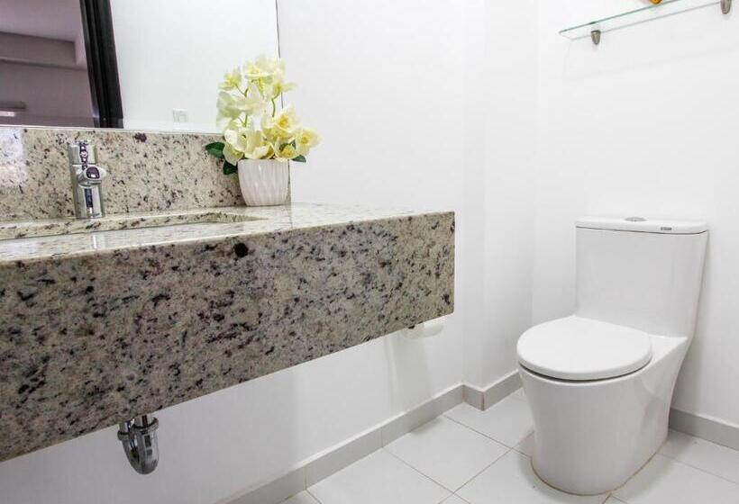 בית מלון כפרי Boutique Villa Toscana