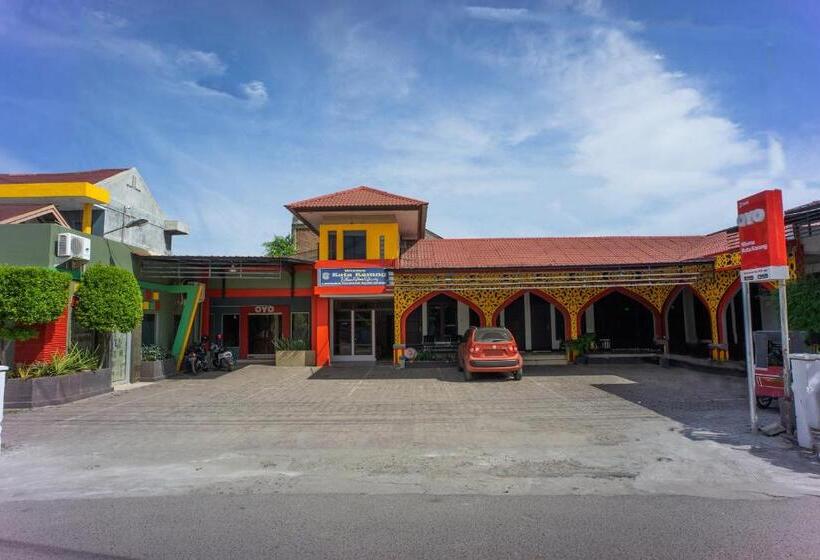 ホテル Oyo 1636 Wisma Kuta Karang