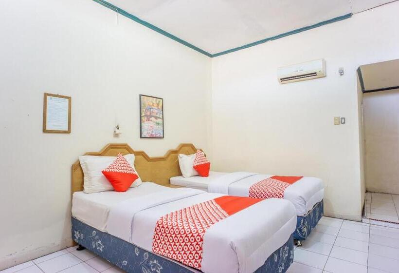 ホテル Oyo 1636 Wisma Kuta Karang