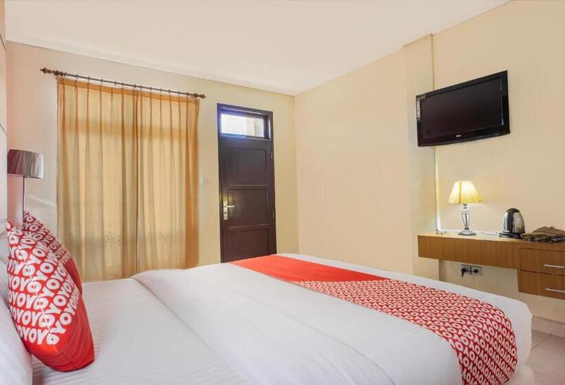 ホテル Oyo 1636 Wisma Kuta Karang