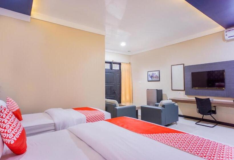 ホテル Oyo 1636 Wisma Kuta Karang