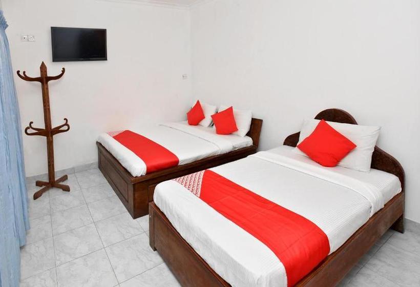 Отель Oyo 341 Glenfield Resort