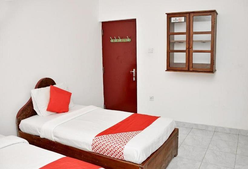 Отель Oyo 341 Glenfield Resort