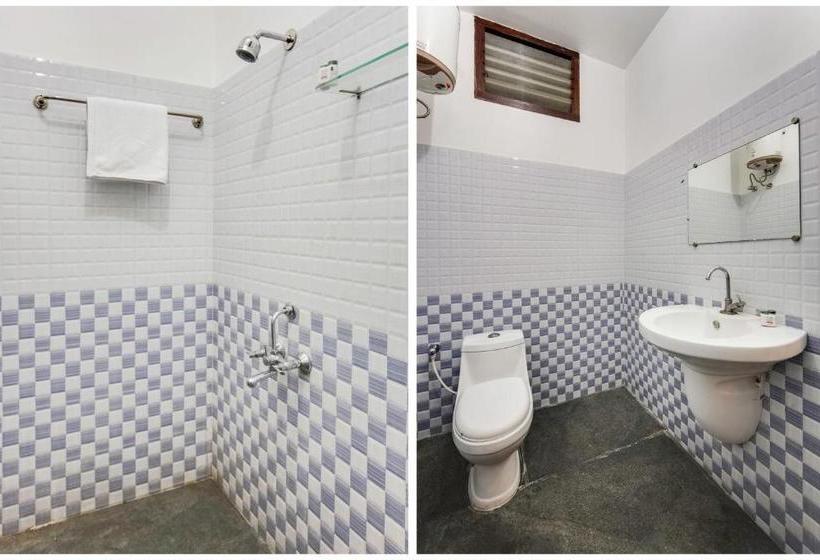 בית מלון כפרי Oyo 60246 Viji Bharathi Guest House