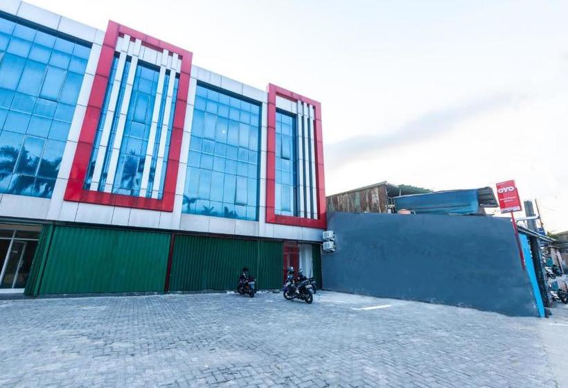 Отель Oyo 925 Grand Wijaya Bintaro