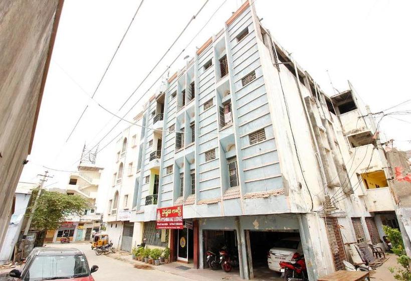 هتل Spot On 41664 Vyshnavi Lodge