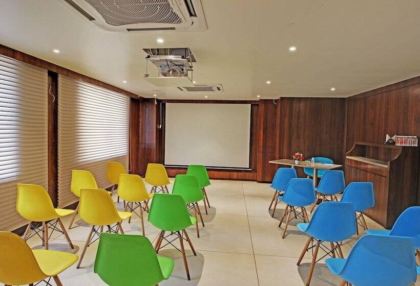 هتل Svasti Inn Jamnagar