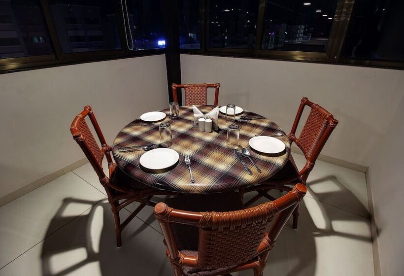 هتل Svasti Inn Jamnagar