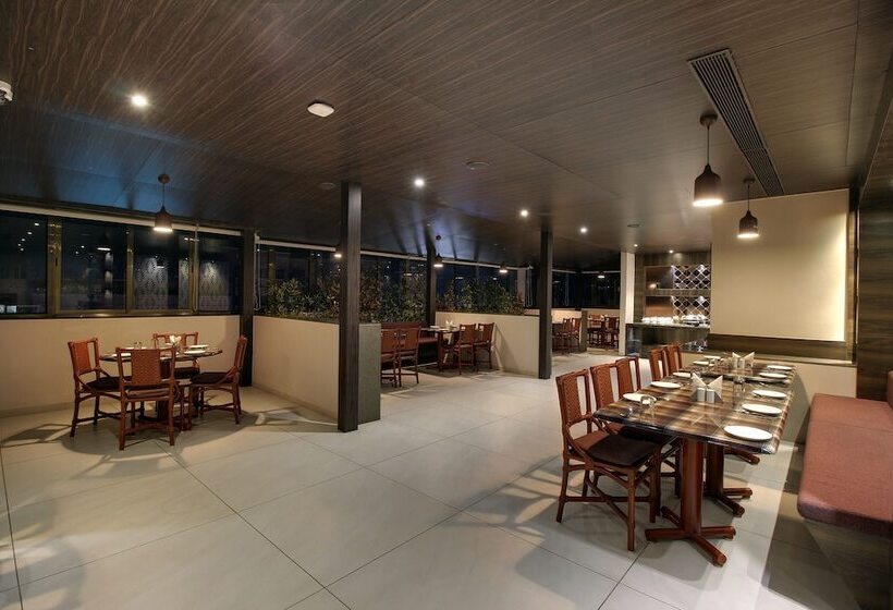 هتل Svasti Inn Jamnagar