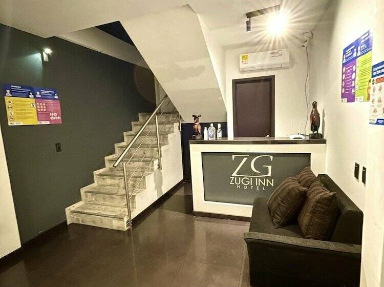호텔 Zugi Inn