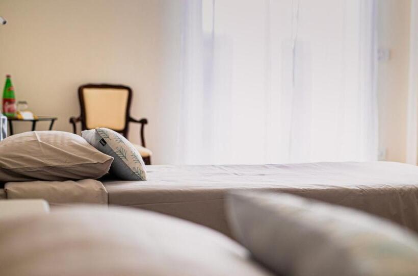 ペンション Al Tirabusòn Country House