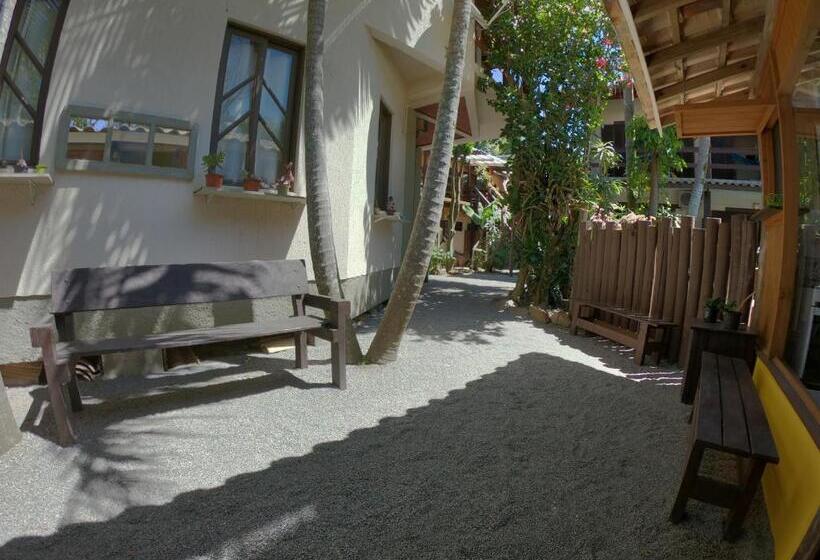 پانسیون Pousada Pátio Da Ferrugem Uma Quadra Da Praia