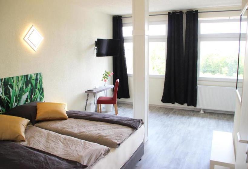 호스텔 Gasthaus Zum Baron