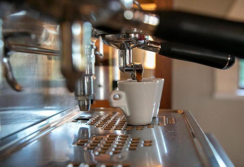 فندق Agriturismo Tenuta Lagala