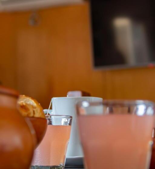 호텔 Caminos Hostal