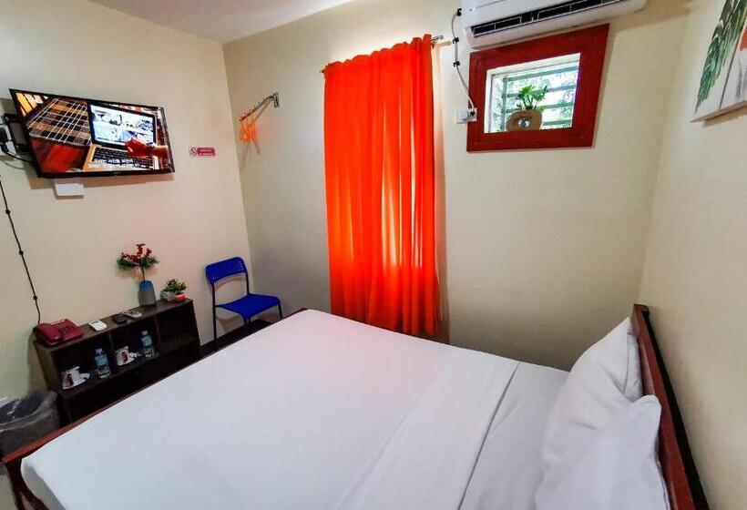 هتل Downtown Suites