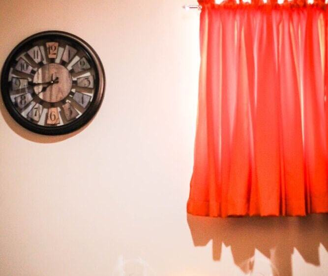 هتل Downtown Suites