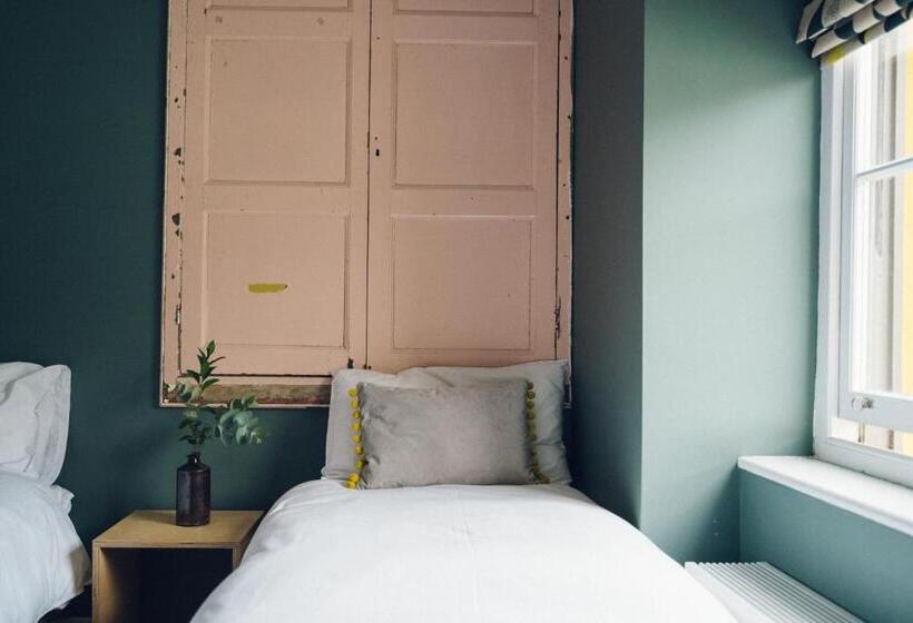 ホテル Llety Arall