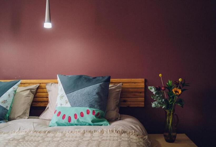 ホテル Llety Arall