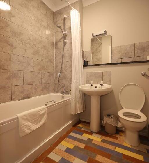 Отель Michelangelos   Rooms, Restaurant & Bar