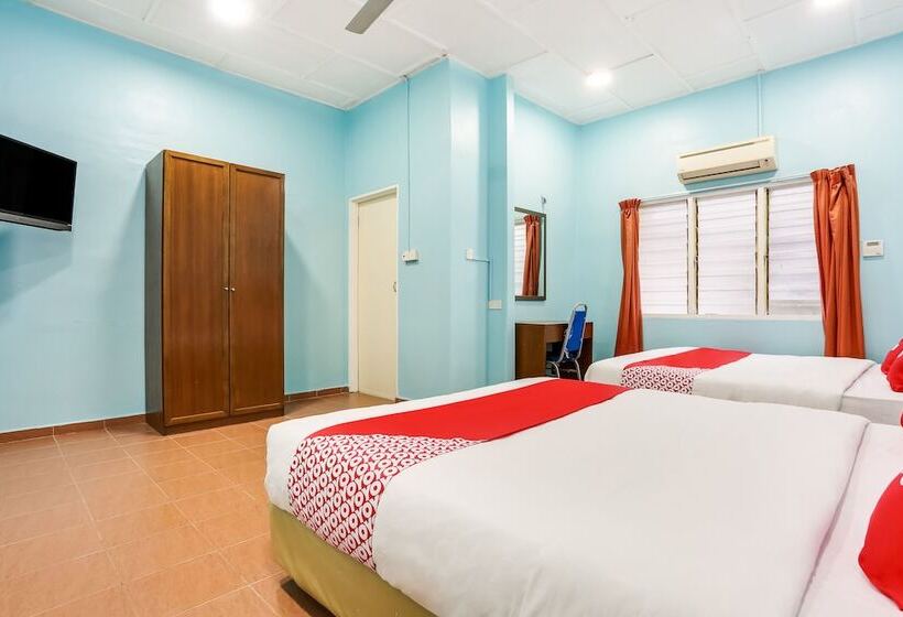 ホテル Oyo 44094 Bangi Lanai