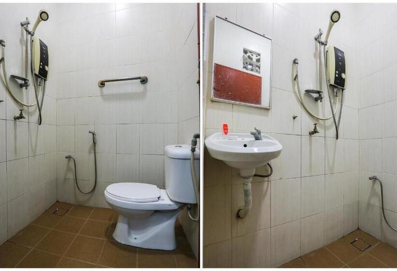 ホテル Oyo 44094 Bangi Lanai