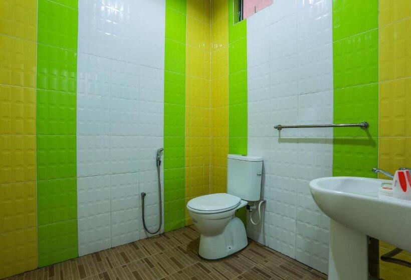 ホテル Oyo 44094 Bangi Lanai