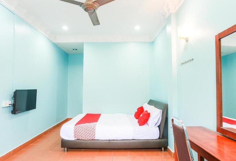 ホテル Oyo 44094 Bangi Lanai