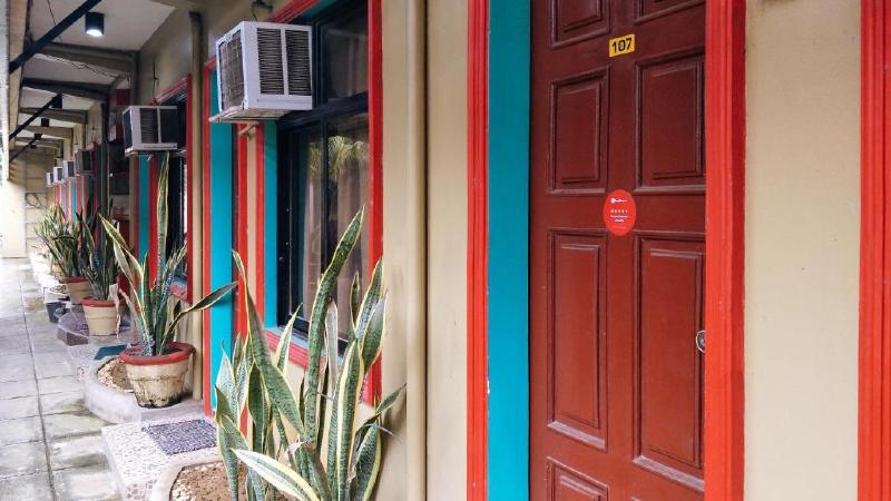 هتل Reddoorz @ Bankal Lapulapu