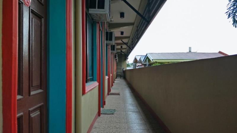 هتل Reddoorz @ Bankal Lapulapu