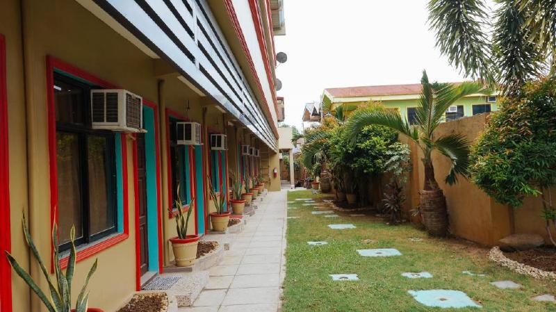 هتل Reddoorz @ Bankal Lapulapu