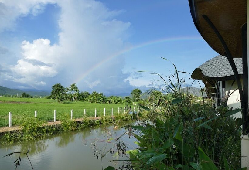 Отель Sanjana Resort And Spa