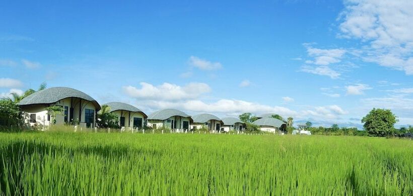 Отель Sanjana Resort And Spa