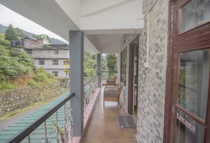 酒店 Spot On 61318 Plato Homestay