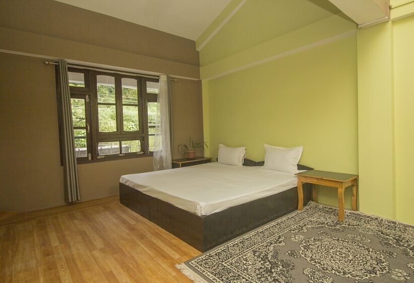 酒店 Spot On 61318 Plato Homestay