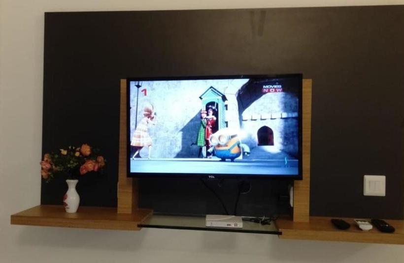 호텔 The Nest Compact Inn