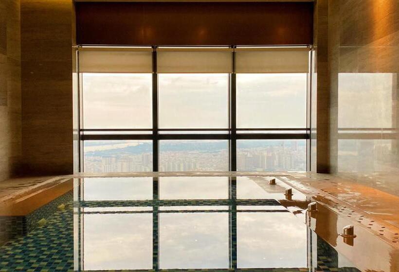 Отель The Westin Zhongshan Guzhen
