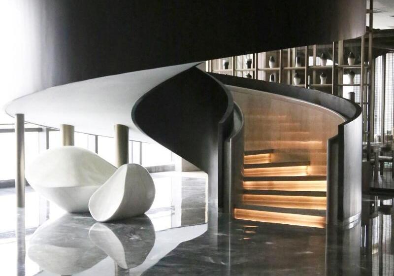 Отель The Westin Zhongshan Guzhen