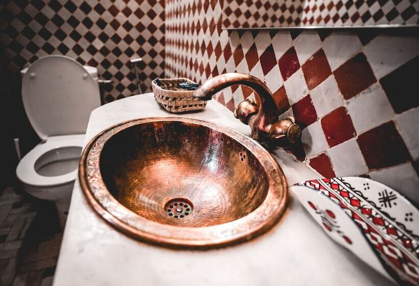 بنسيون Riad Rasia