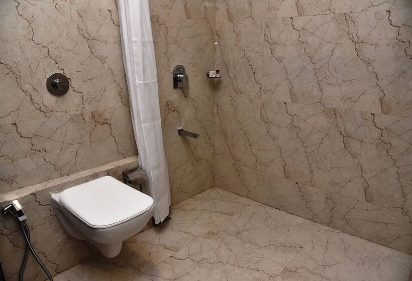 Carina Retreat Resort