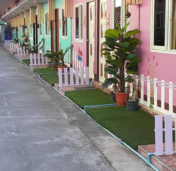 호텔 The Richy Grand