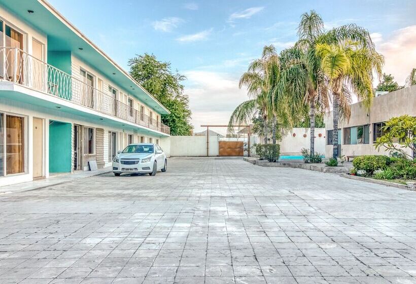 Capital O Hotel La Siesta, Gomez Palacio