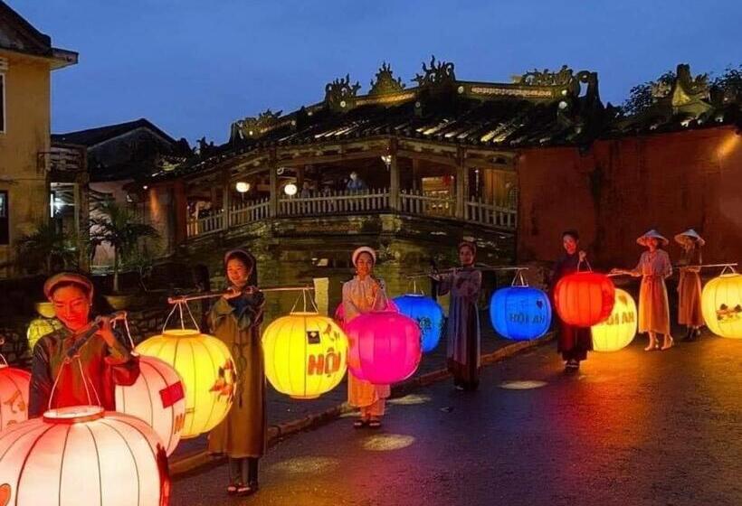 هتل Cherry Garden Homestay