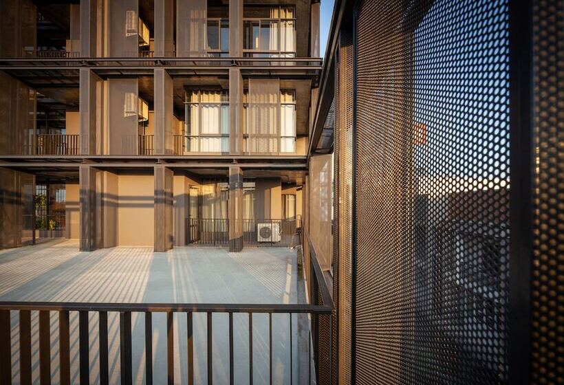 Отель Navakitel Design