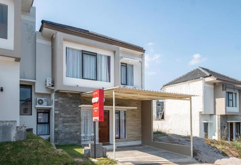 酒店 Oyo 1504 Alana Gardenia Syariah