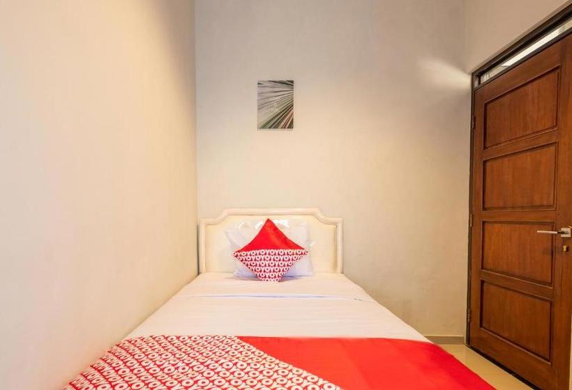 酒店 Oyo 1504 Alana Gardenia Syariah